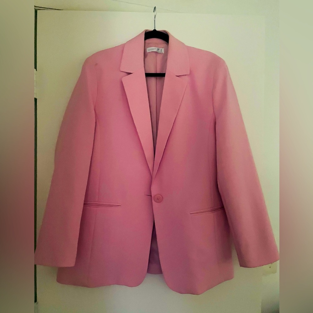 Single blazer baby pink .